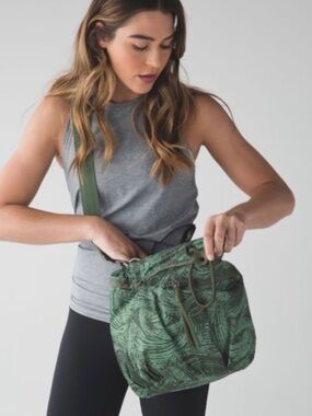 Lululemon Diversity Bag